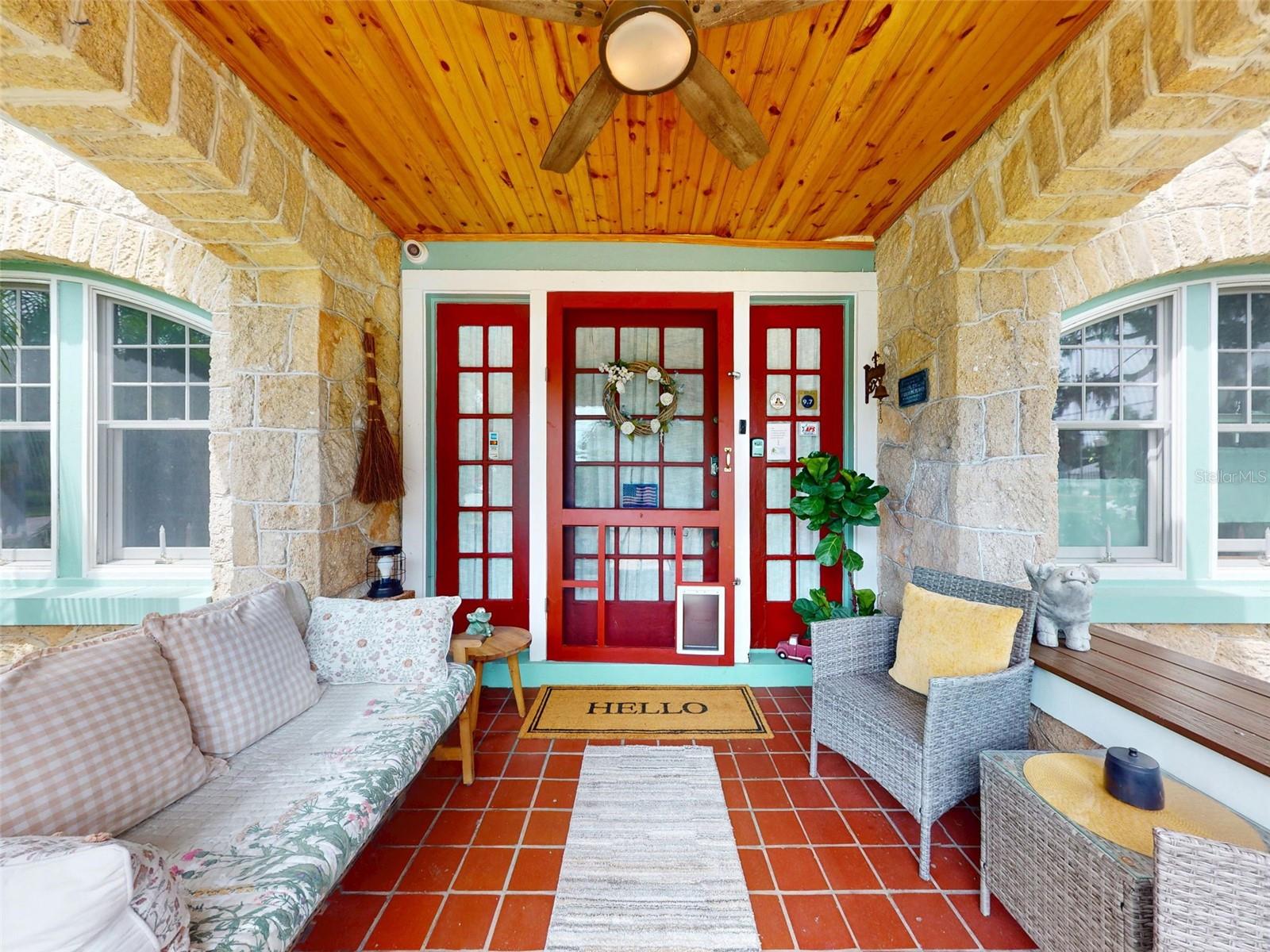 Image 3 of 100 For 544 Palmetto Avenue