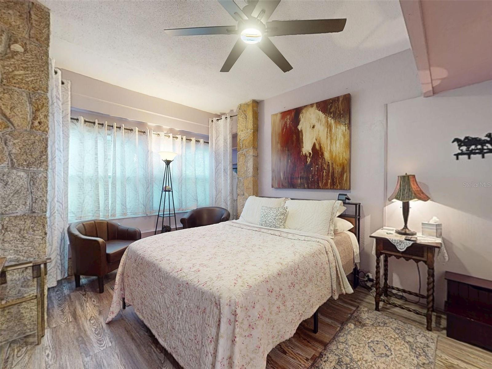 Image 33 of 100 For 544 Palmetto Avenue