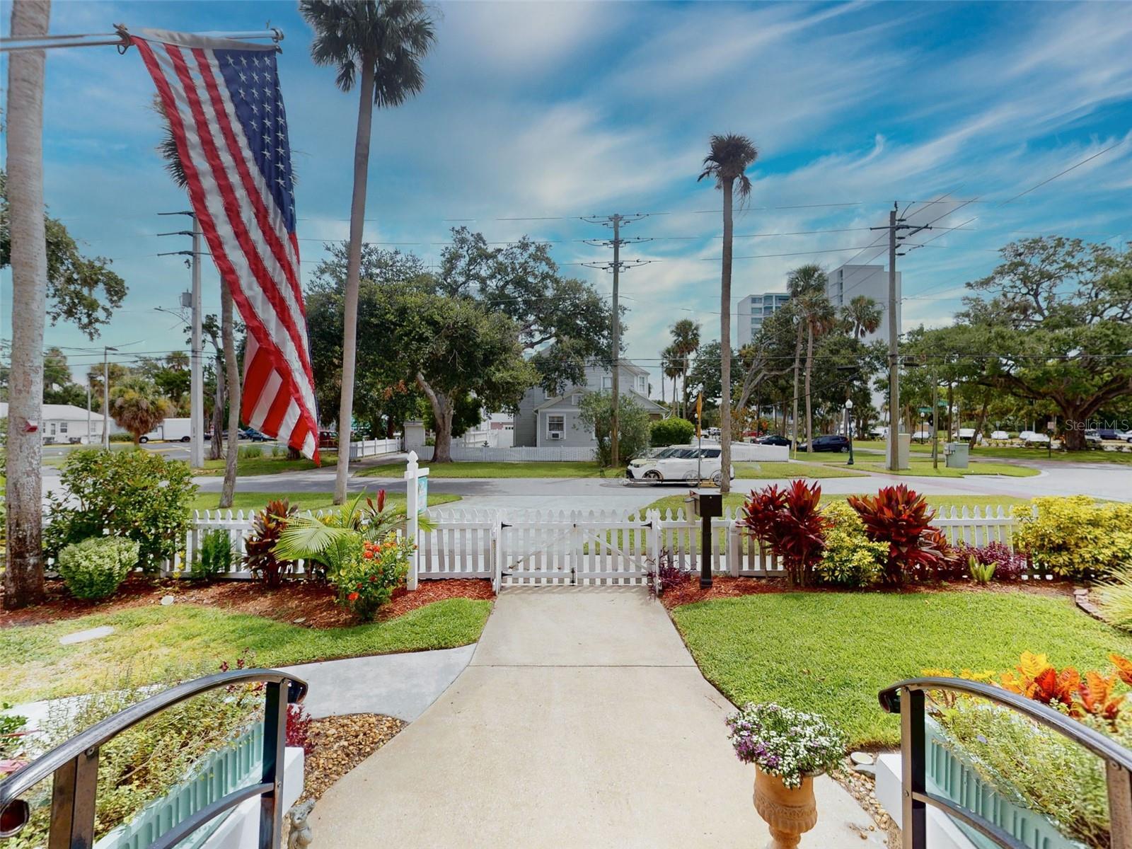 Image 87 of 100 For 544 Palmetto Avenue