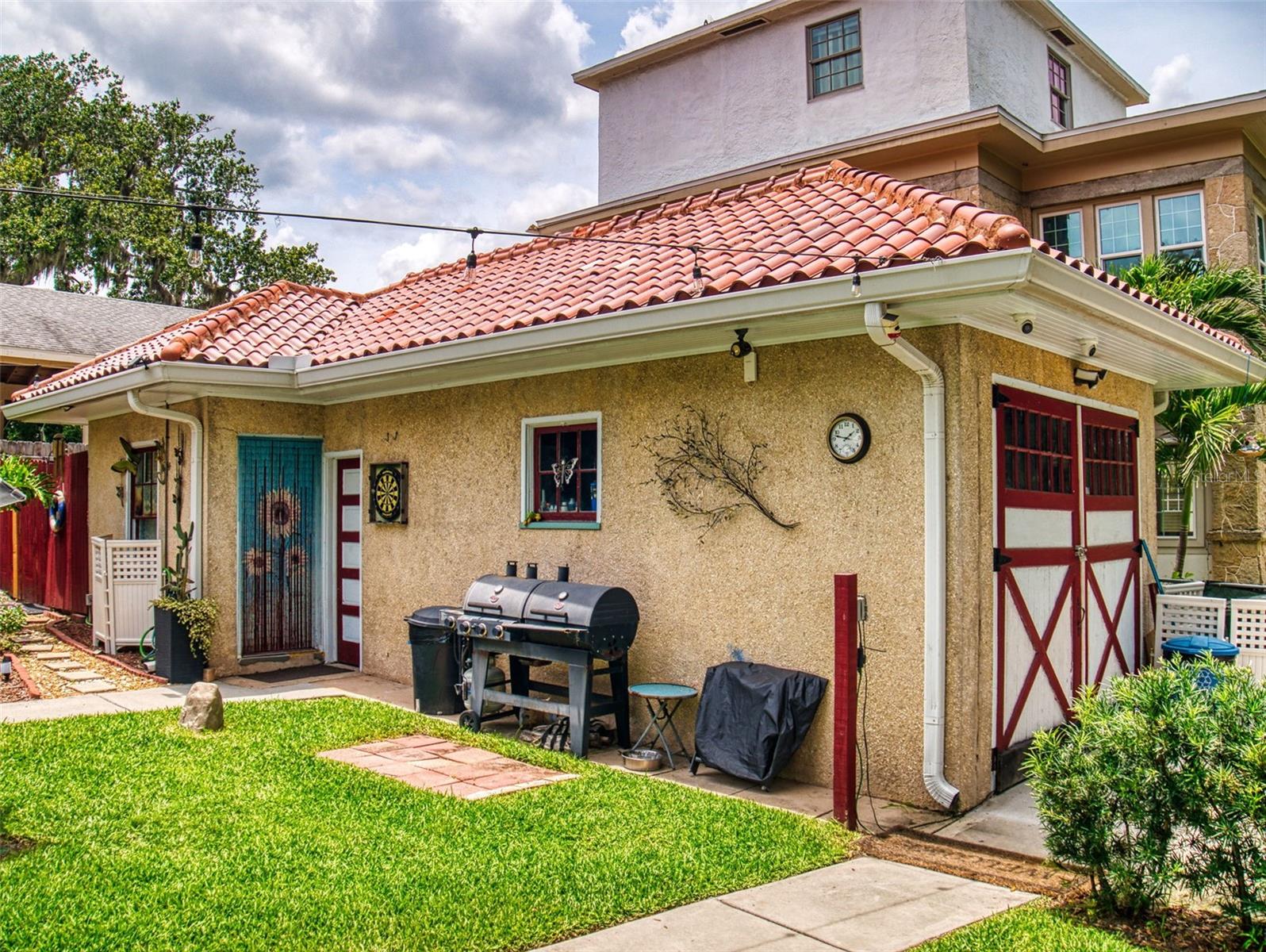 Image 95 of 100 For 544 Palmetto Avenue