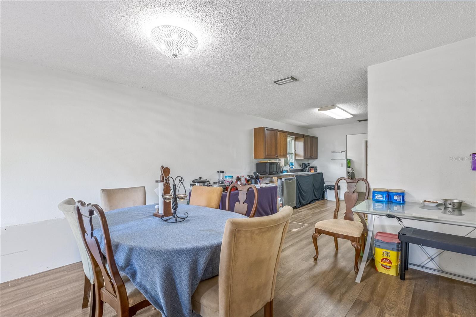 Image 10 of 30 For 1865 Orange Tree Drive