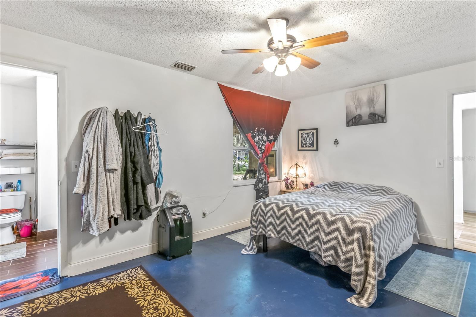 Image 19 of 30 For 1865 Orange Tree Drive