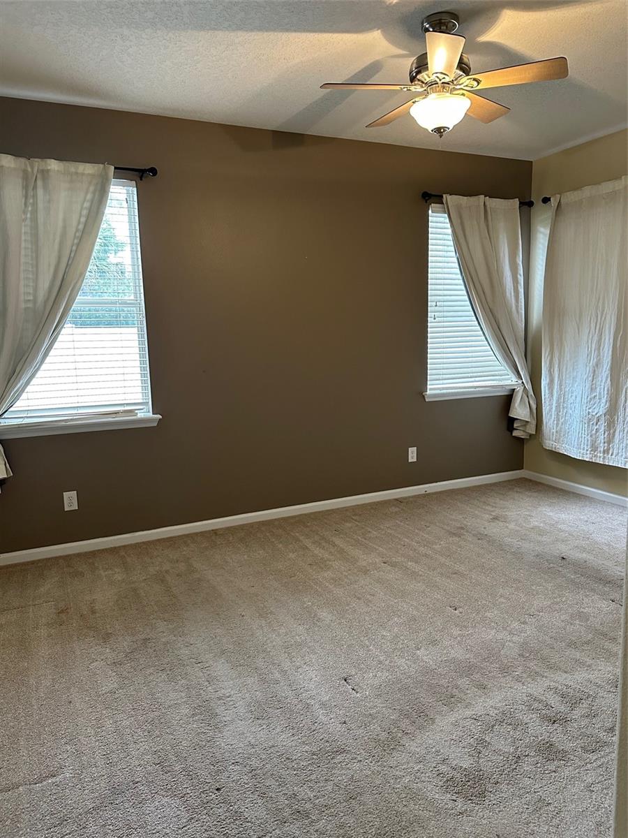 Image 18 of 30 For 627 Aeolian Drive
