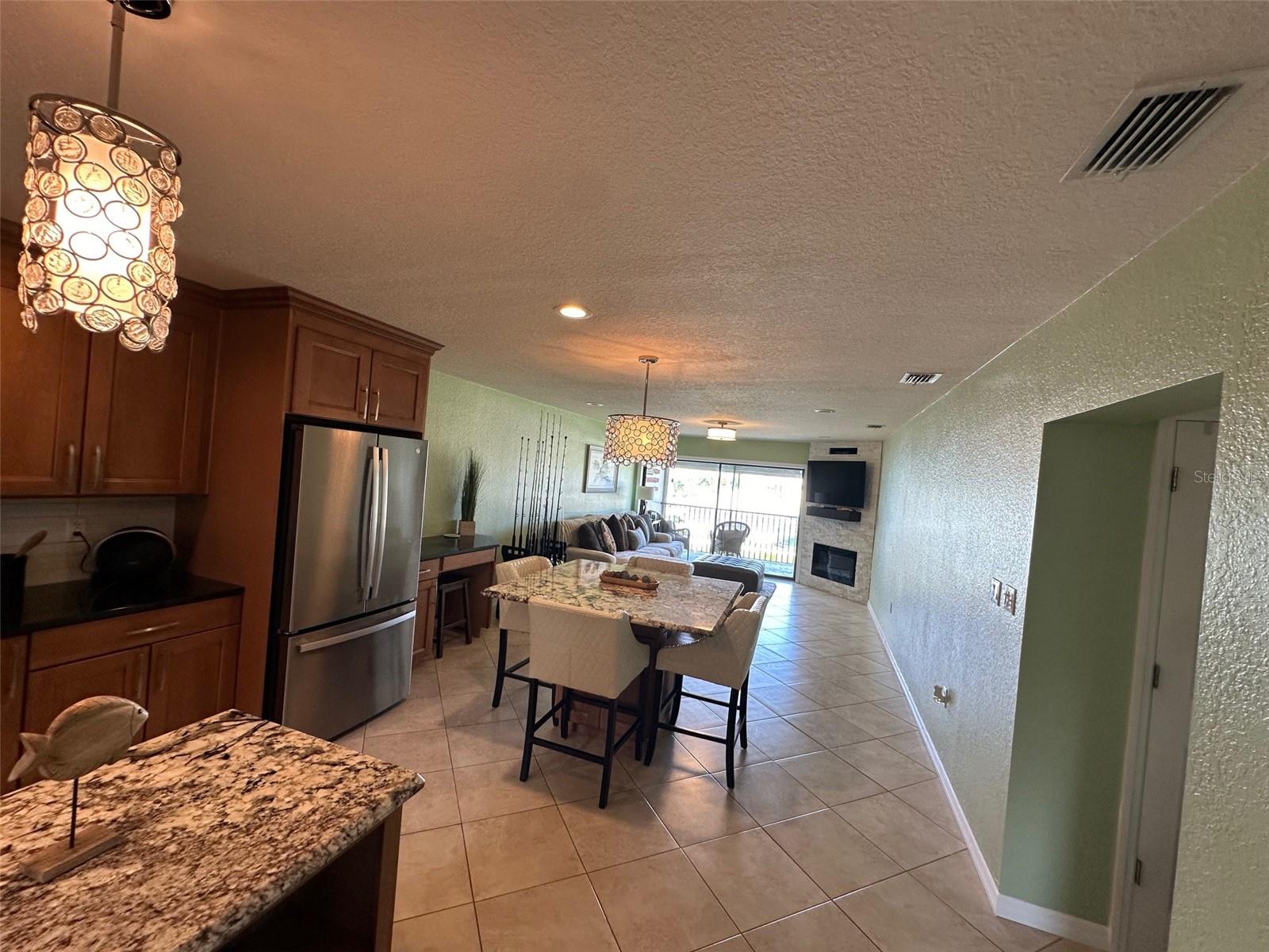 Image 2 of 44 For 2100 Peninsula Avenue 3050