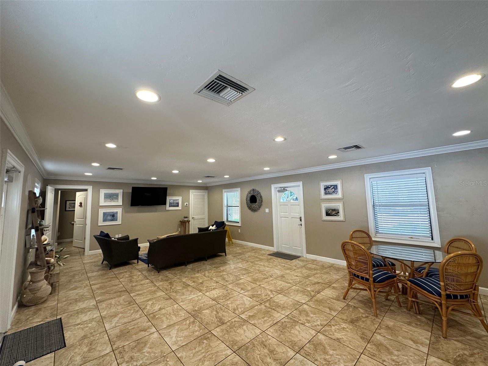 Image 42 of 44 For 2100 Peninsula Avenue 3050