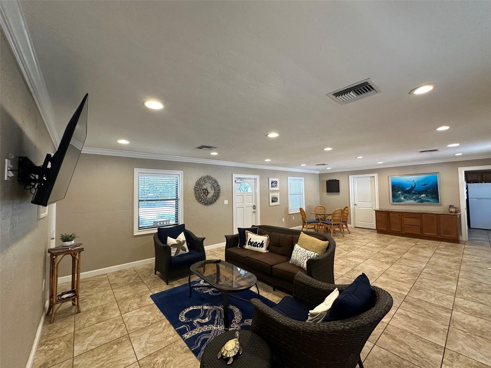 Image 43 of 44 For 2100 Peninsula Avenue 3050