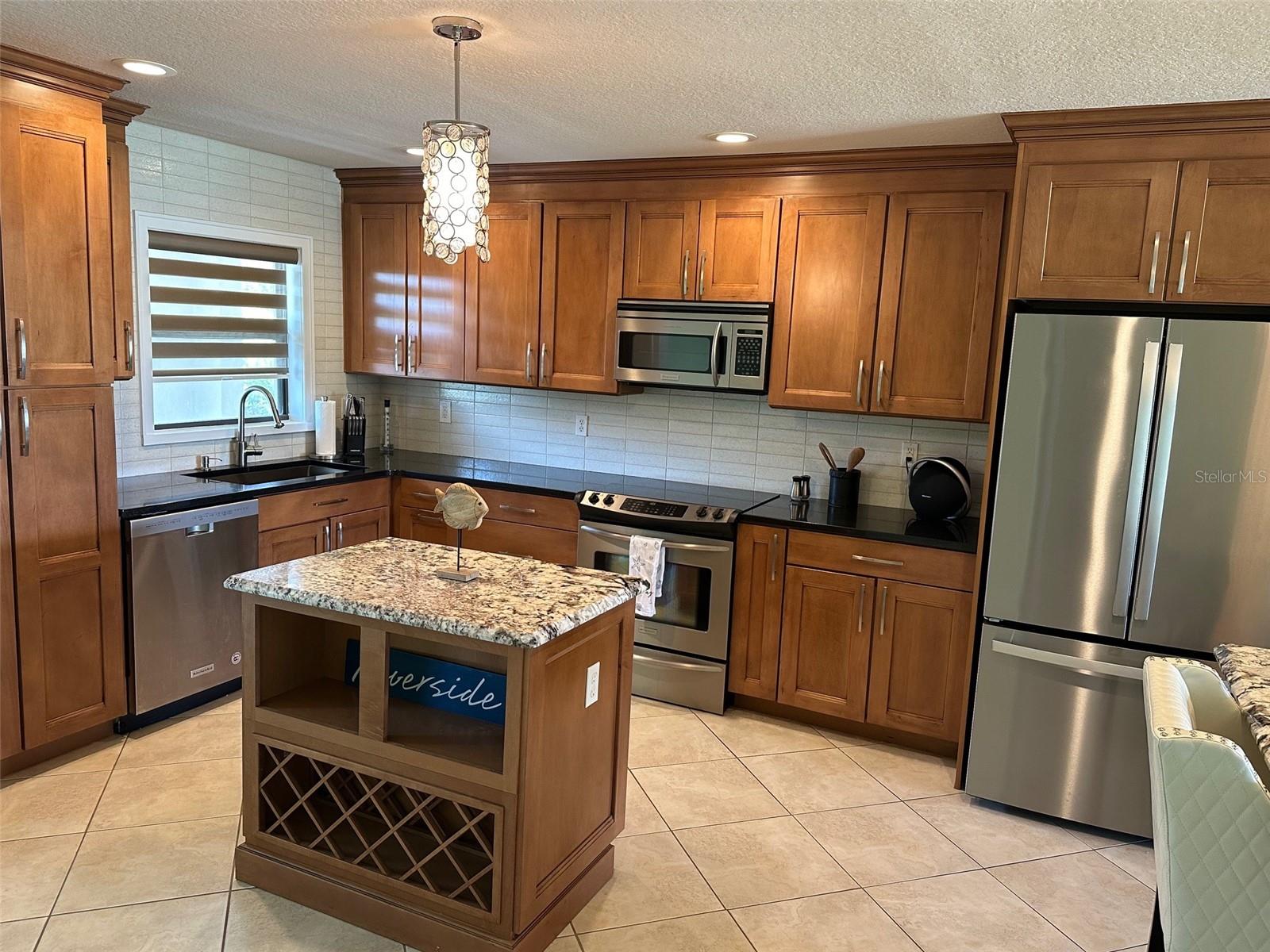 Image 9 of 44 For 2100 Peninsula Avenue 3050