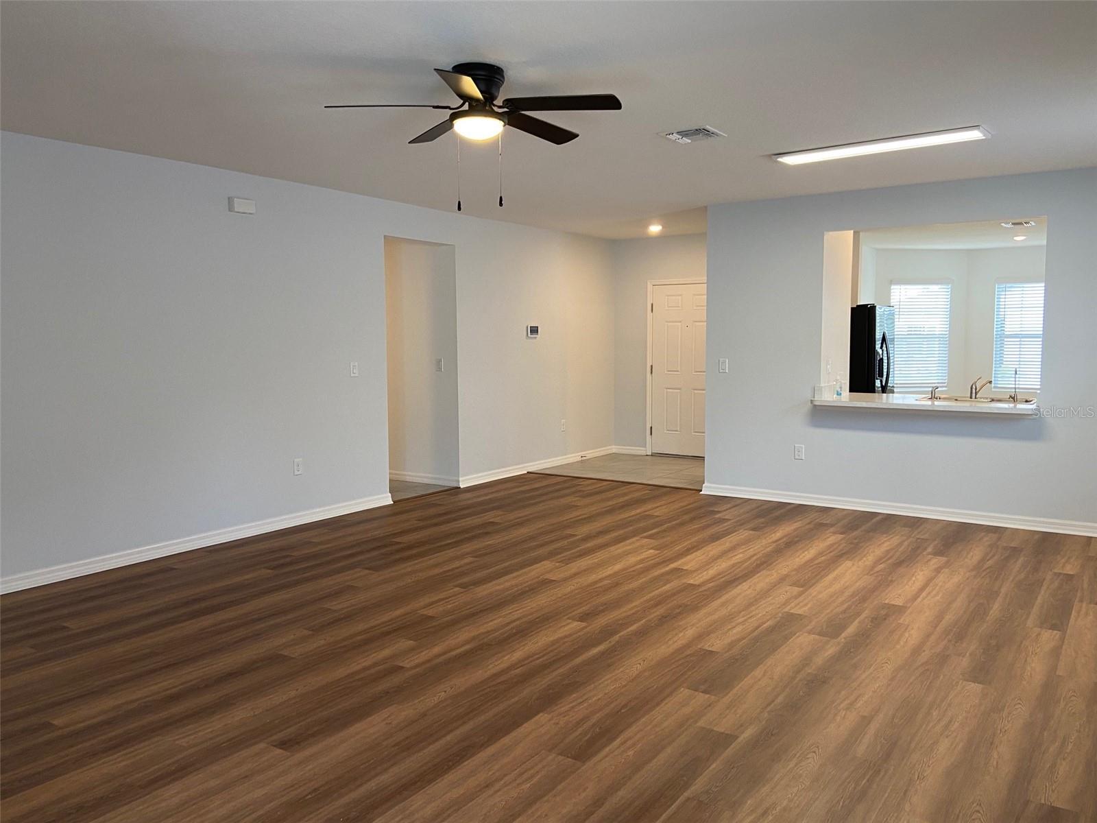 Image 6 of 22 For 3037 Gibraltar Boulevard