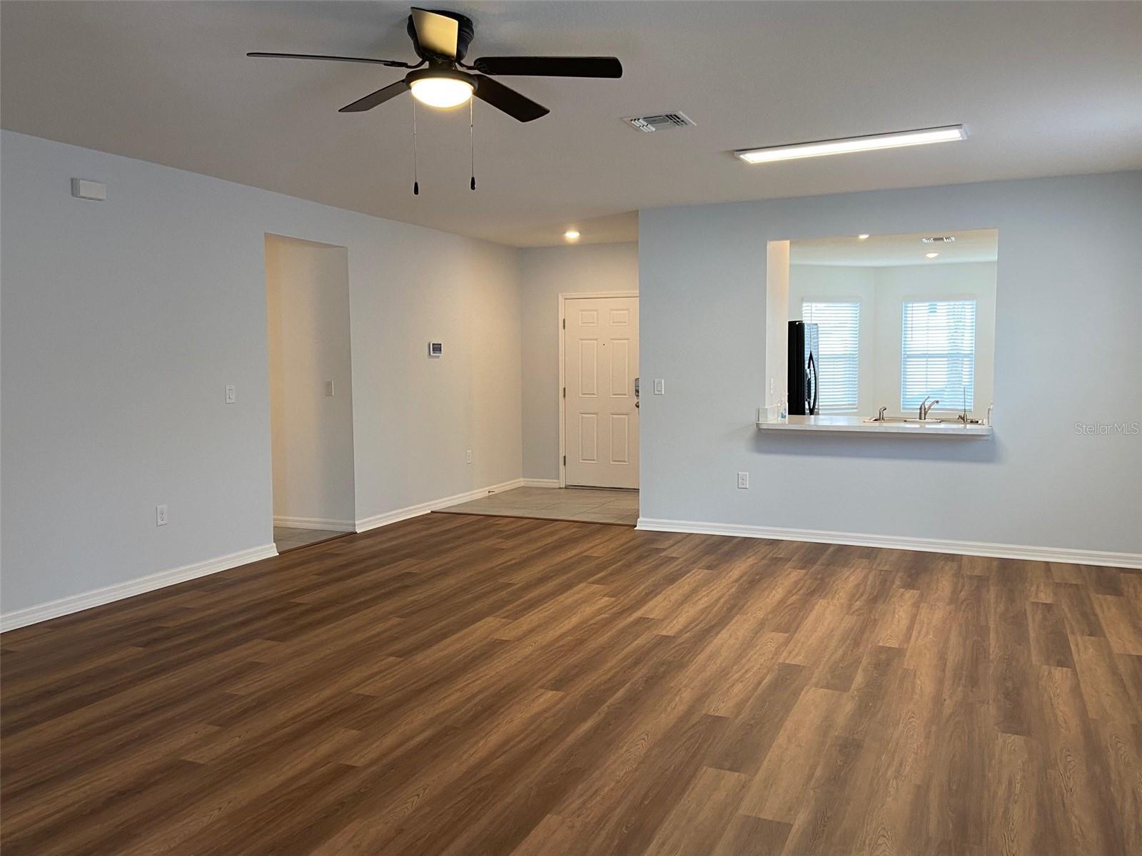 Image 8 of 22 For 3037 Gibraltar Boulevard
