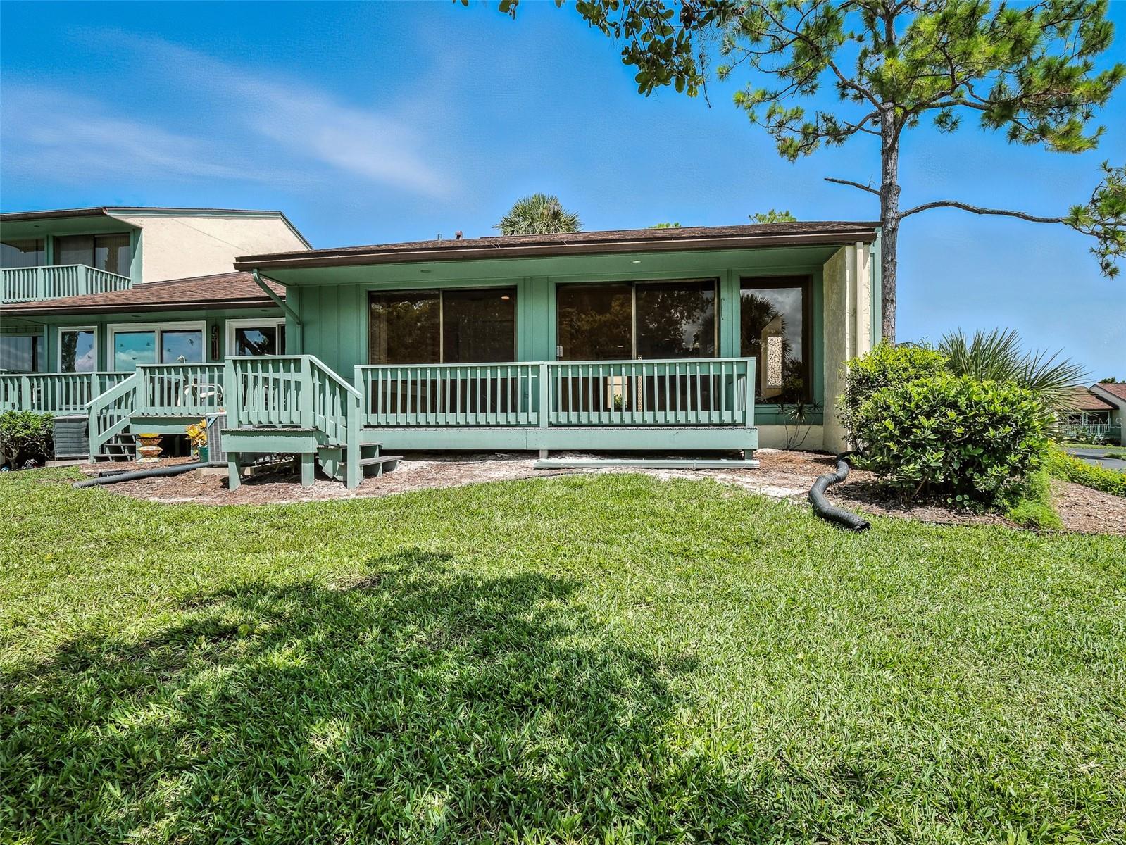 Image 28 of 47 For 191 Club House Boulevard