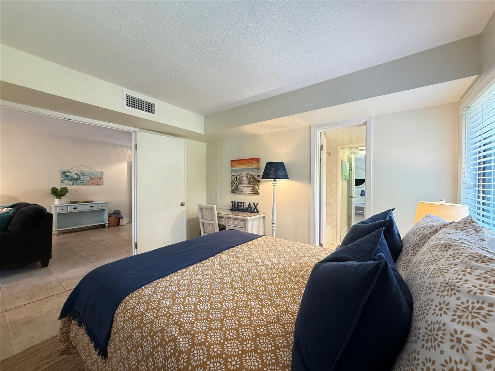 Image 17 of 47 For 4405 Sea Mist Drive 114