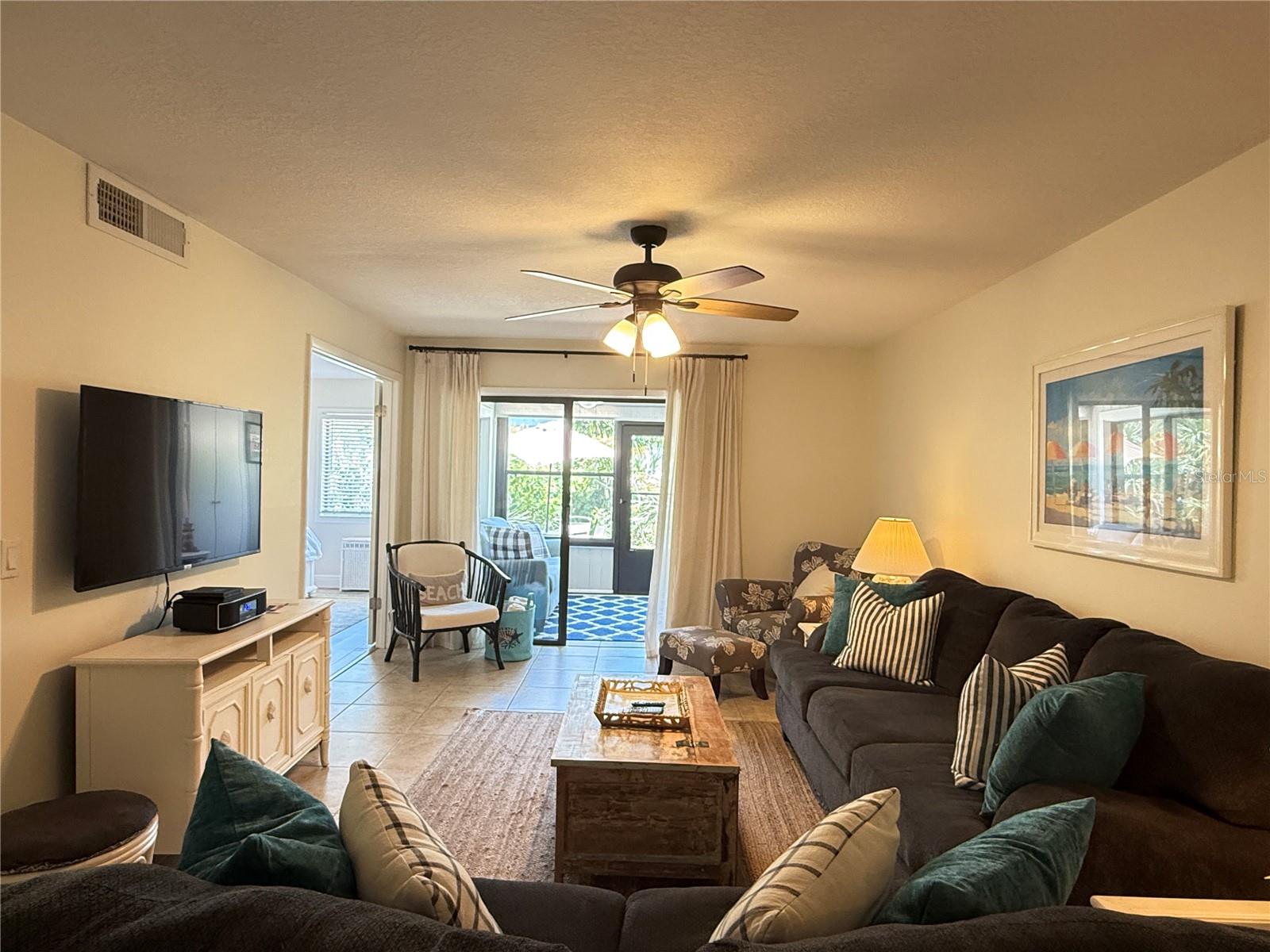 Image 5 of 47 For 4405 Sea Mist Drive 114