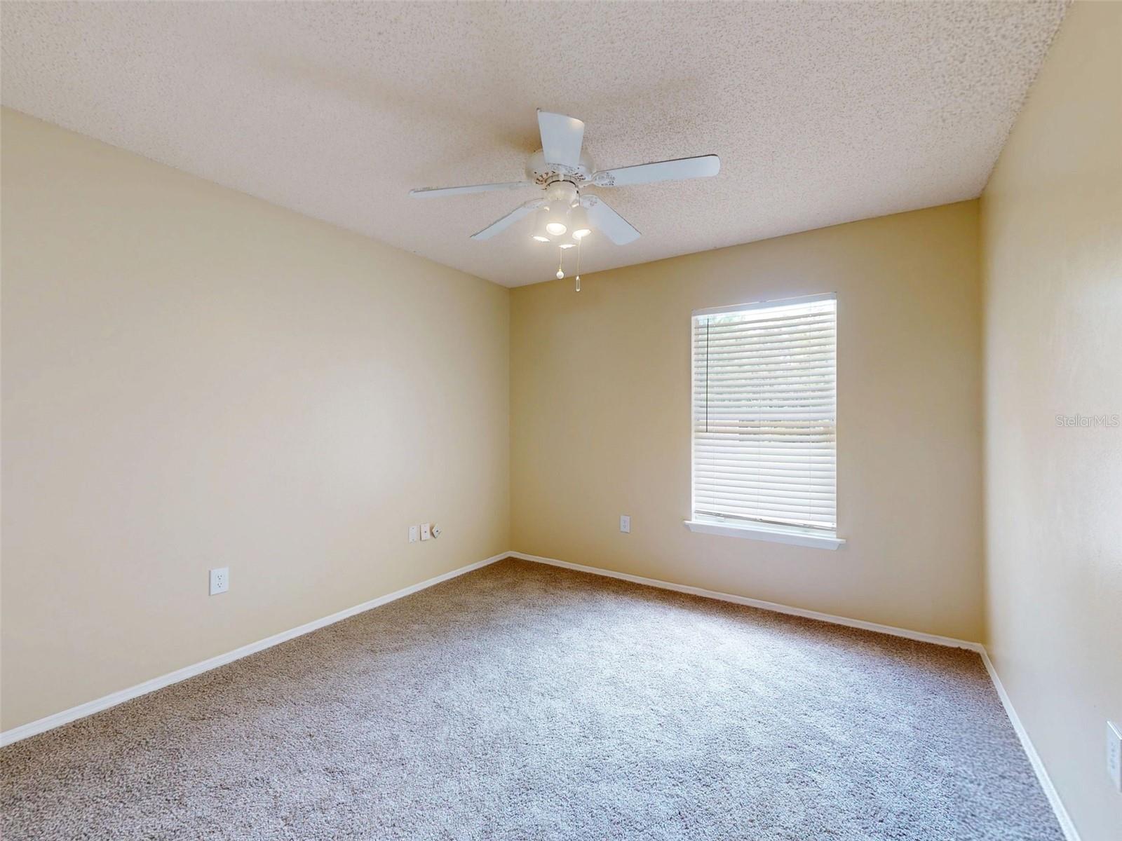 Image 23 of 40 For 1377 7th Avenue
