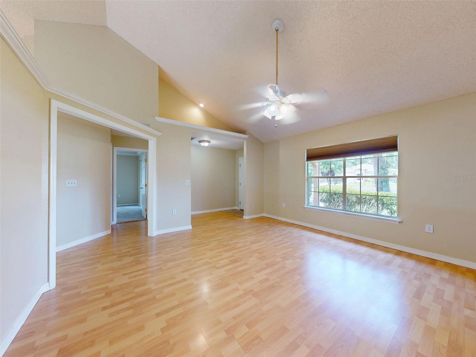 Image 7 of 40 For 1377 7th Avenue