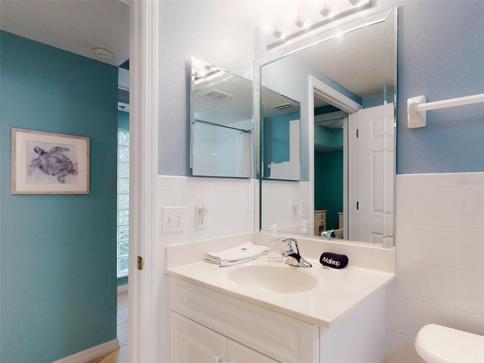 Image 5 of 84 For 5300 Atlantic Avenue 15-206