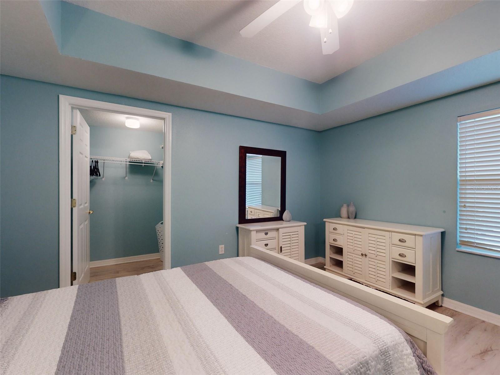Image 9 of 84 For 5300 Atlantic Avenue 15-206