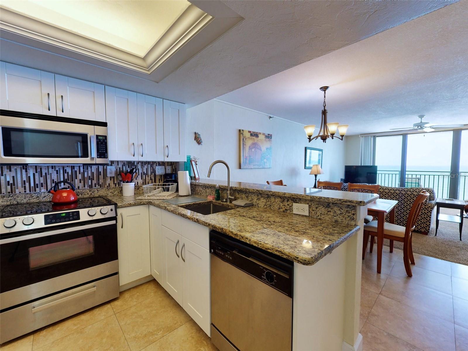 Image 17 of 39 For 4139 Atlantic Avenue B606