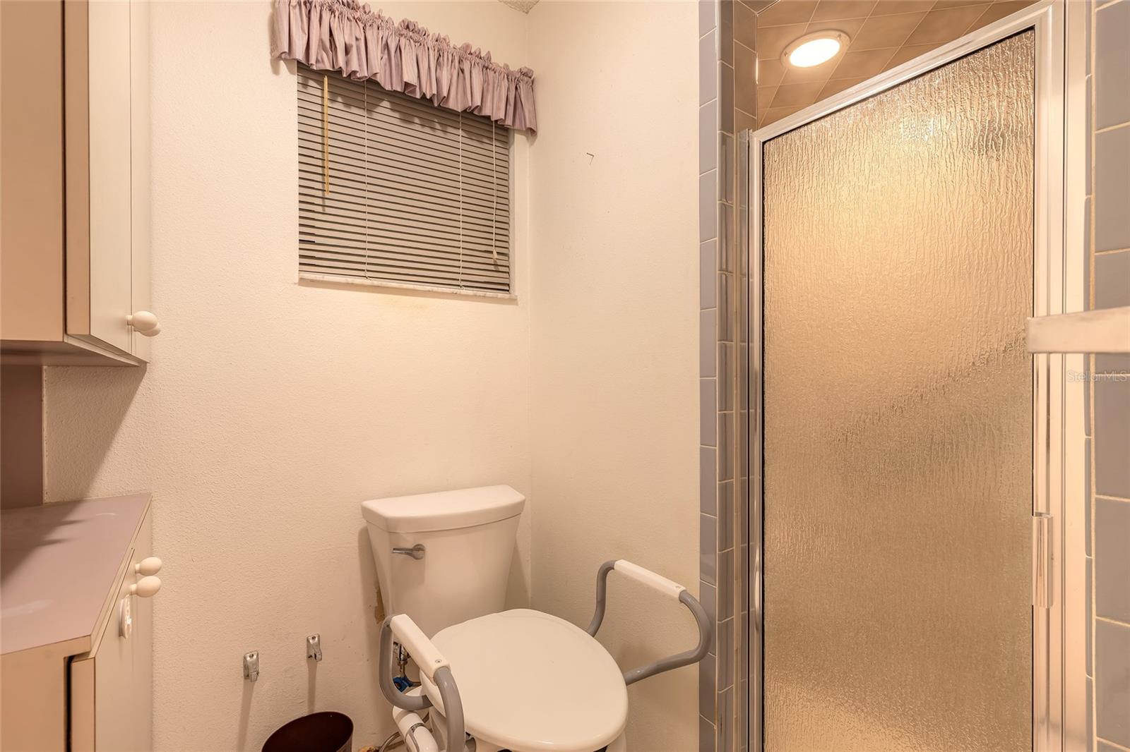 Image 19 of 61 For 2948 Willow Oak Drive