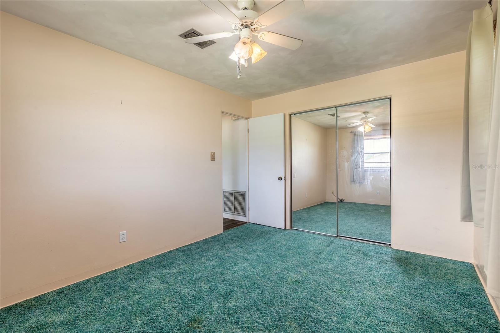 Image 43 of 61 For 2948 Willow Oak Drive