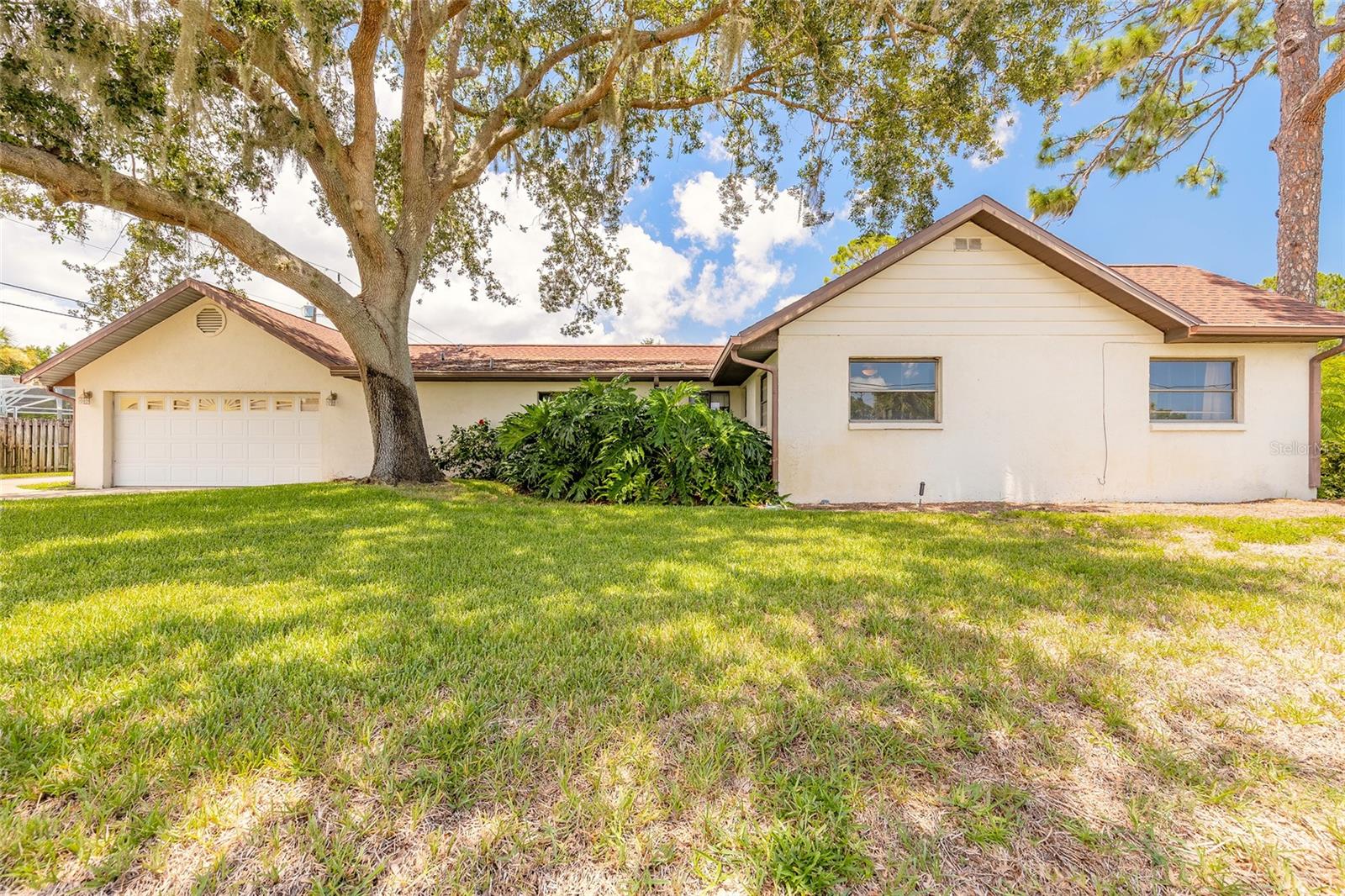 Image 5 of 61 For 2948 Willow Oak Drive