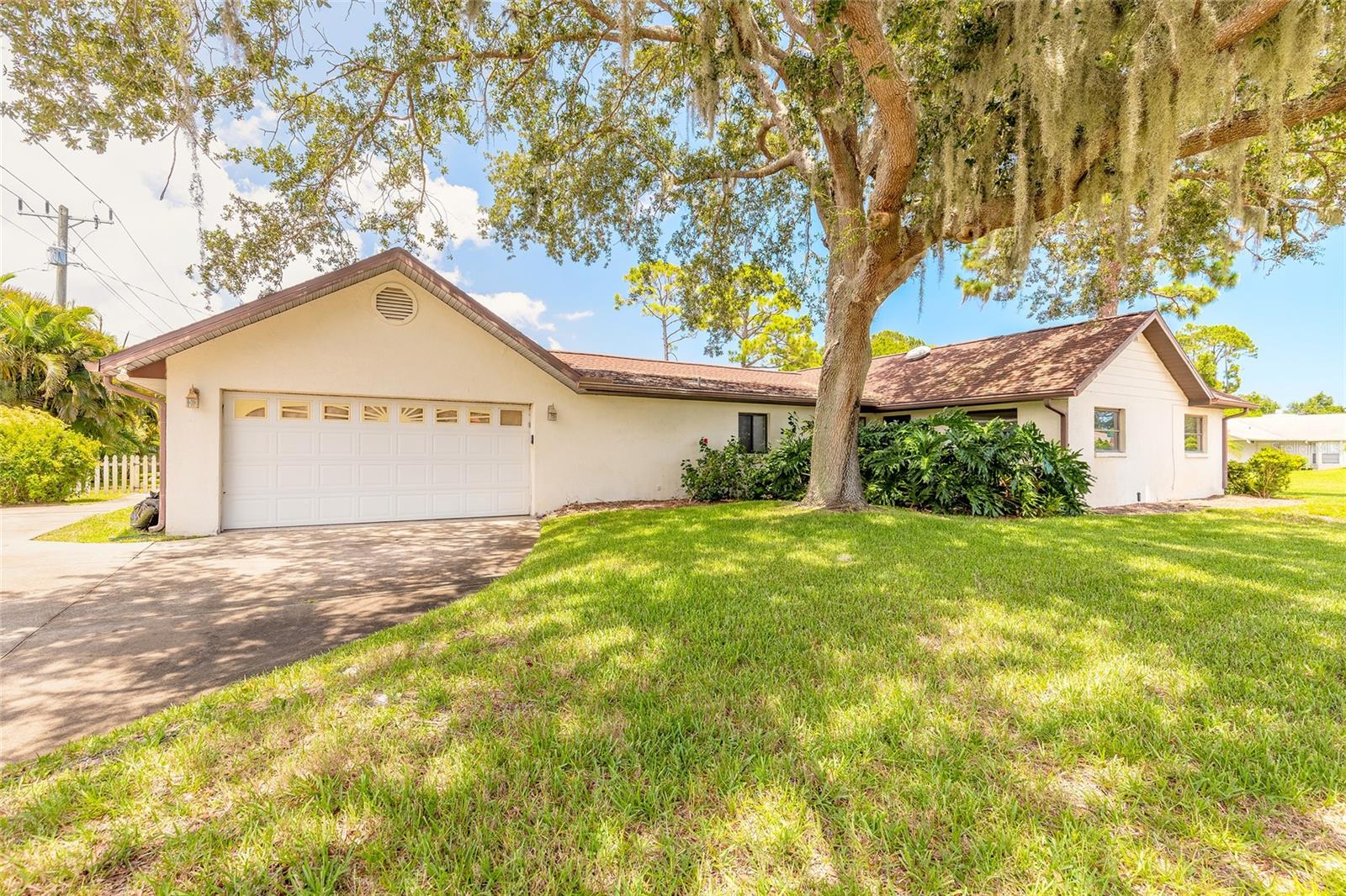Image 6 of 61 For 2948 Willow Oak Drive