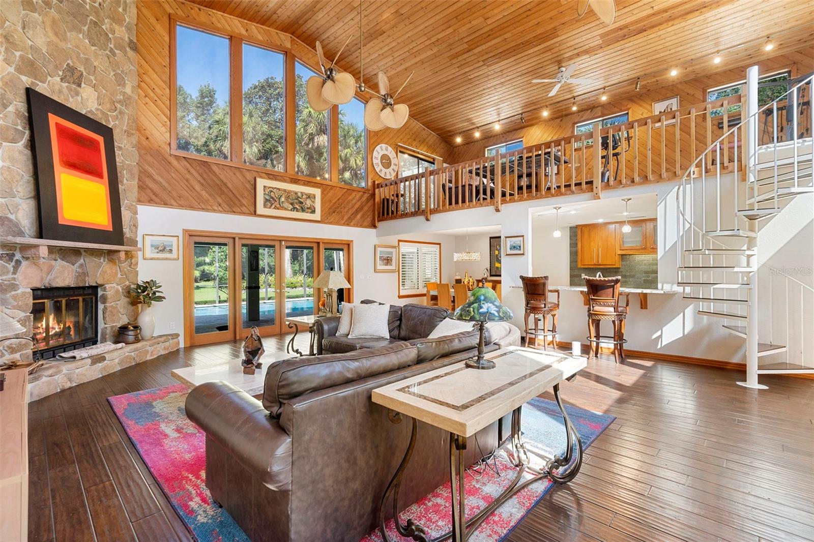 Image 19 of 53 For 550 Timberlane Drive