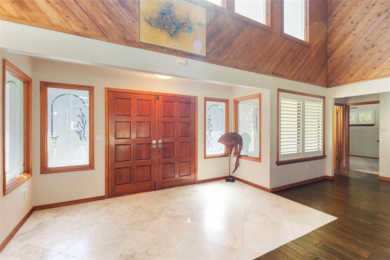 Image 21 of 53 For 550 Timberlane Drive