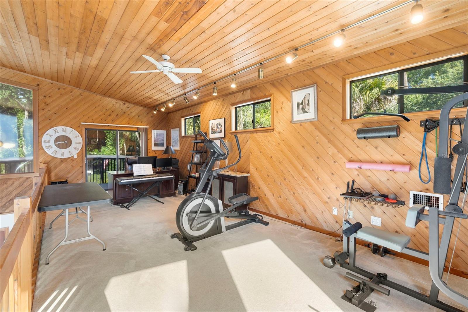 Image 23 of 53 For 550 Timberlane Drive