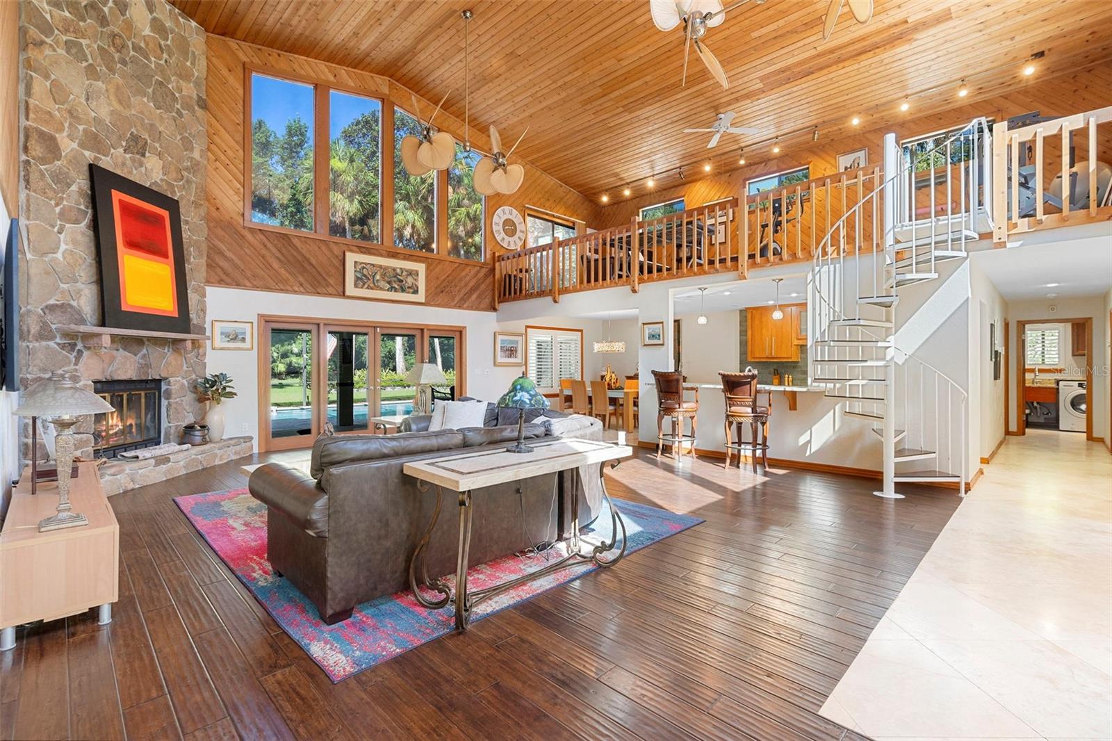 Image 5 of 53 For 550 Timberlane Drive