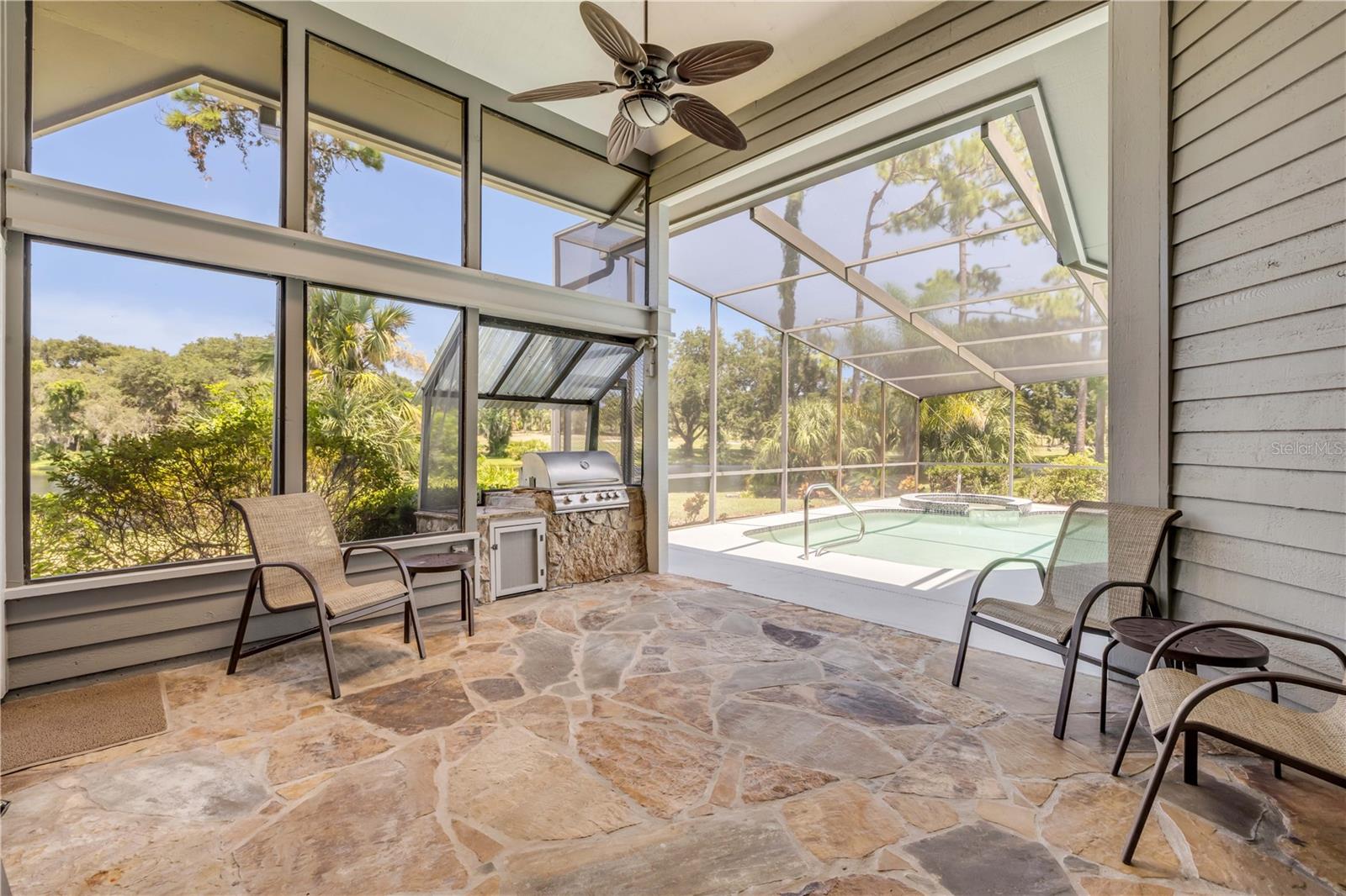 Image 4 of 90 For 1108 Loch Laggan Court