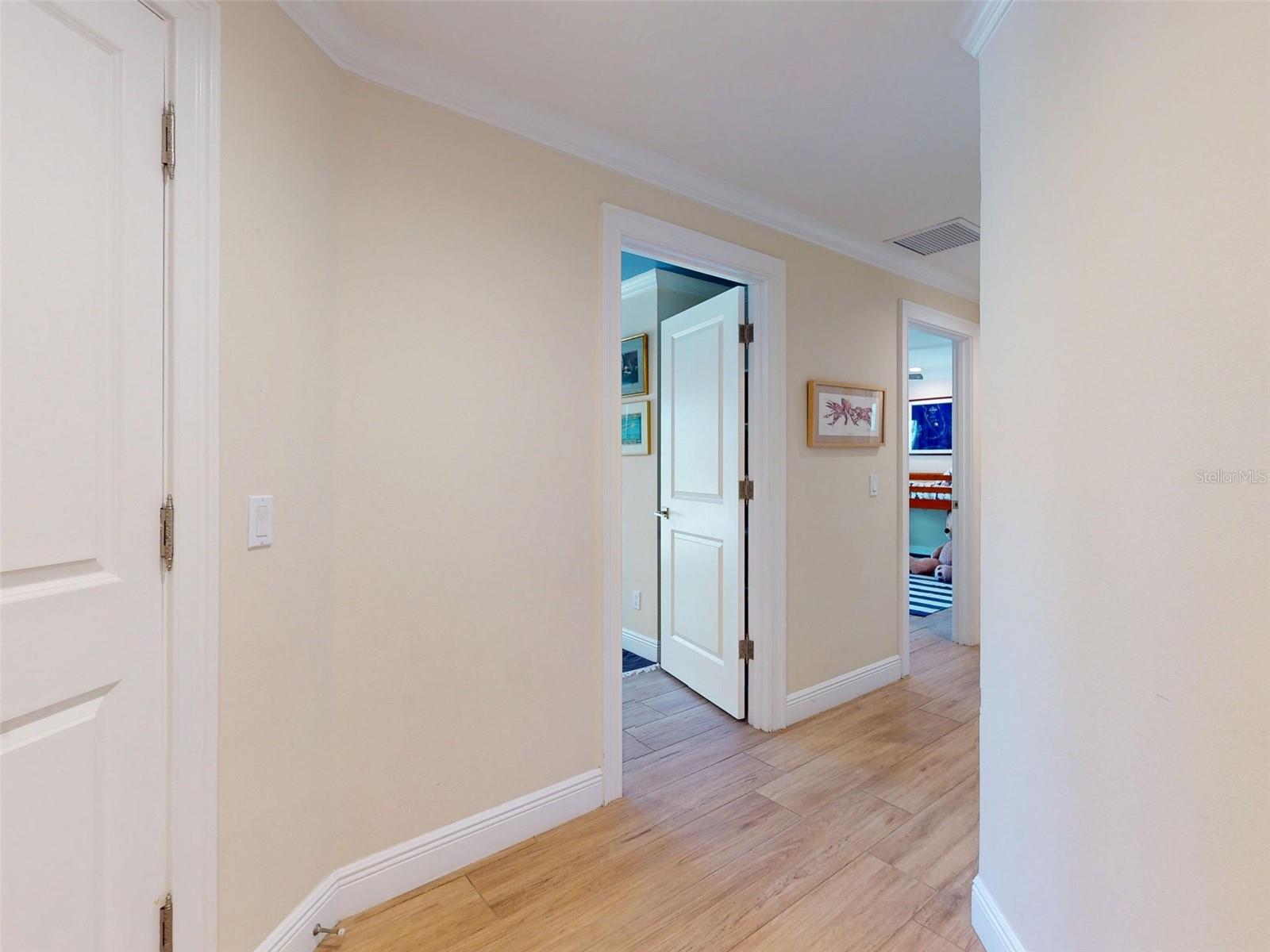 Image 7 of 100 For 1803 Beacon Street