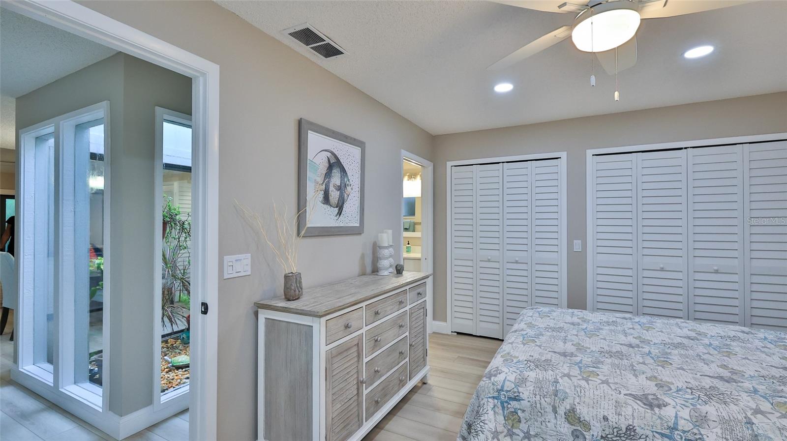Image 10 of 41 For 4287 Sea Mist Drive