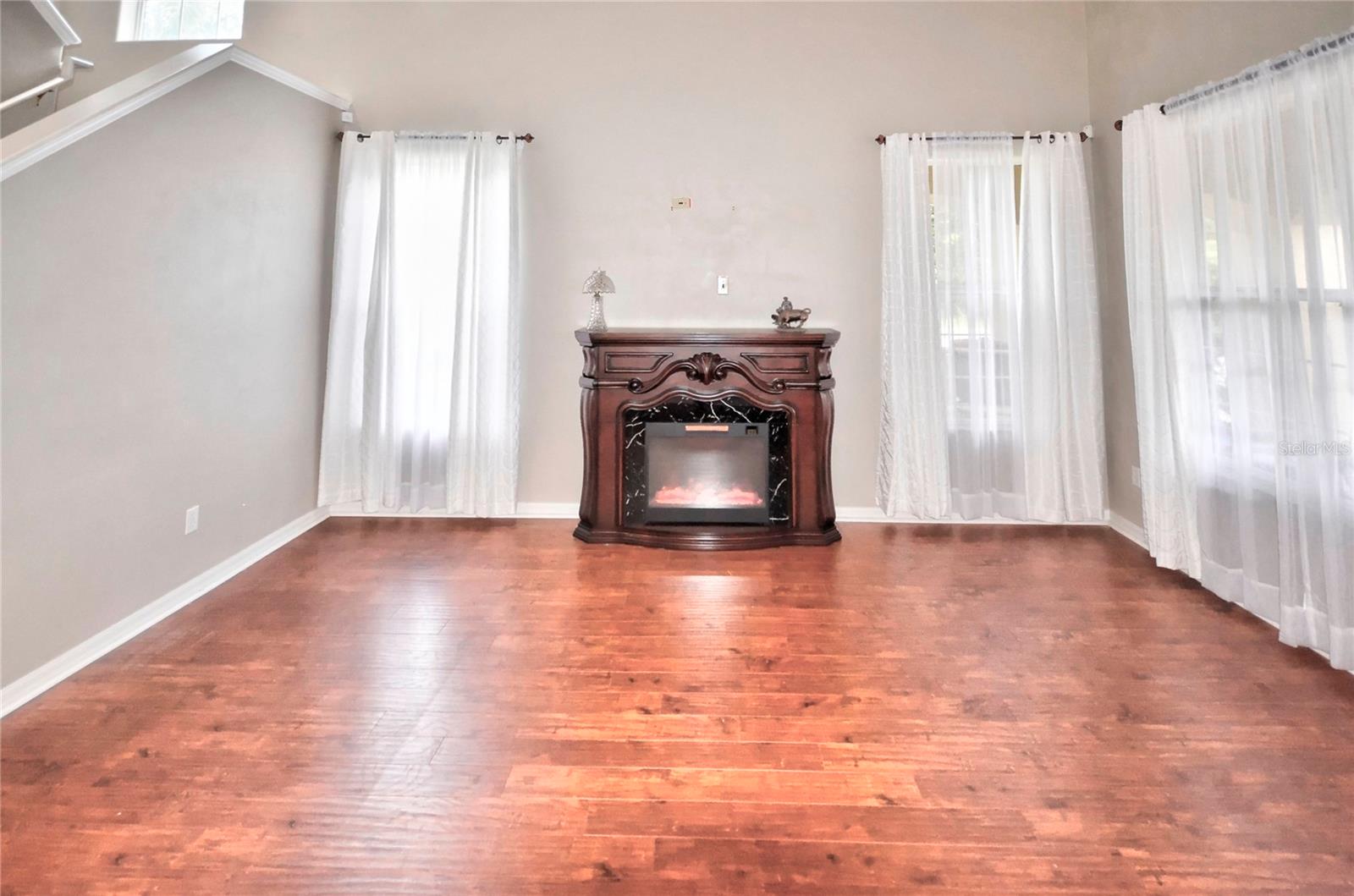 Image 11 of 38 For 3605 Casello Drive