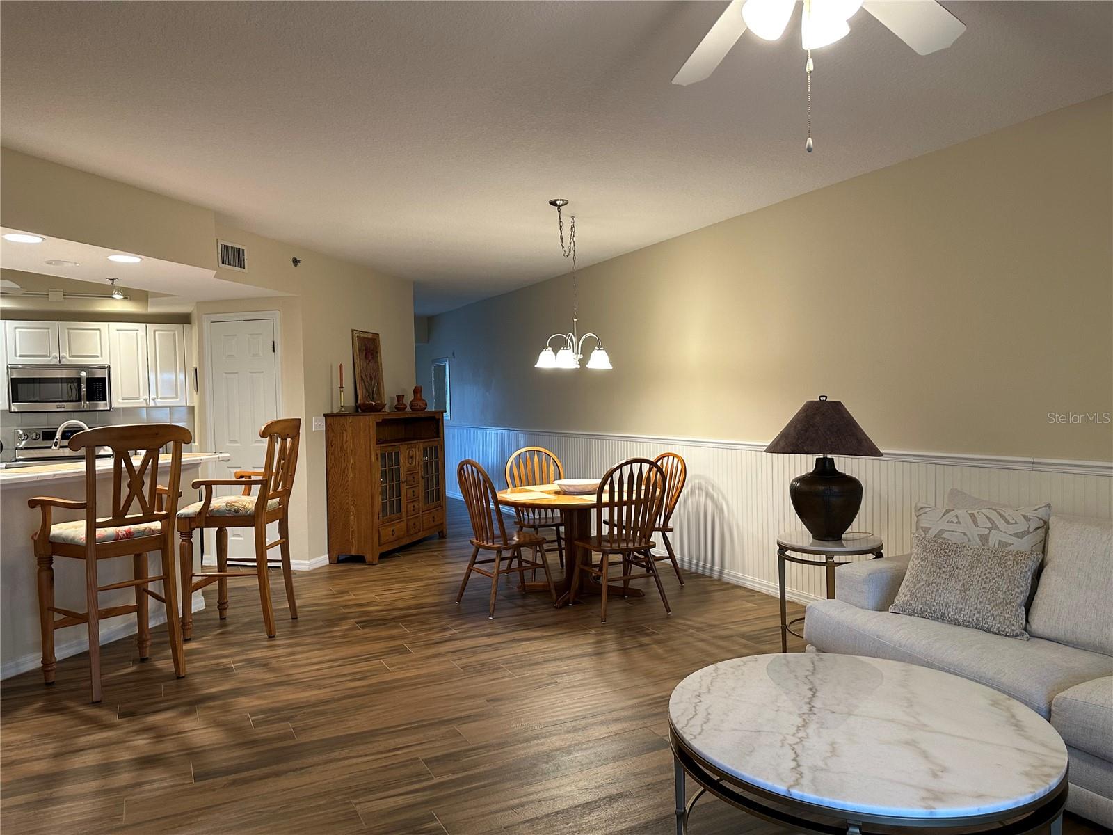 Image 9 of 40 For 5300 Atlantic Avenue 8-206