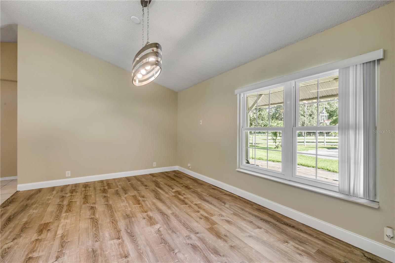 Image 20 of 92 For 3080 Ragis Road