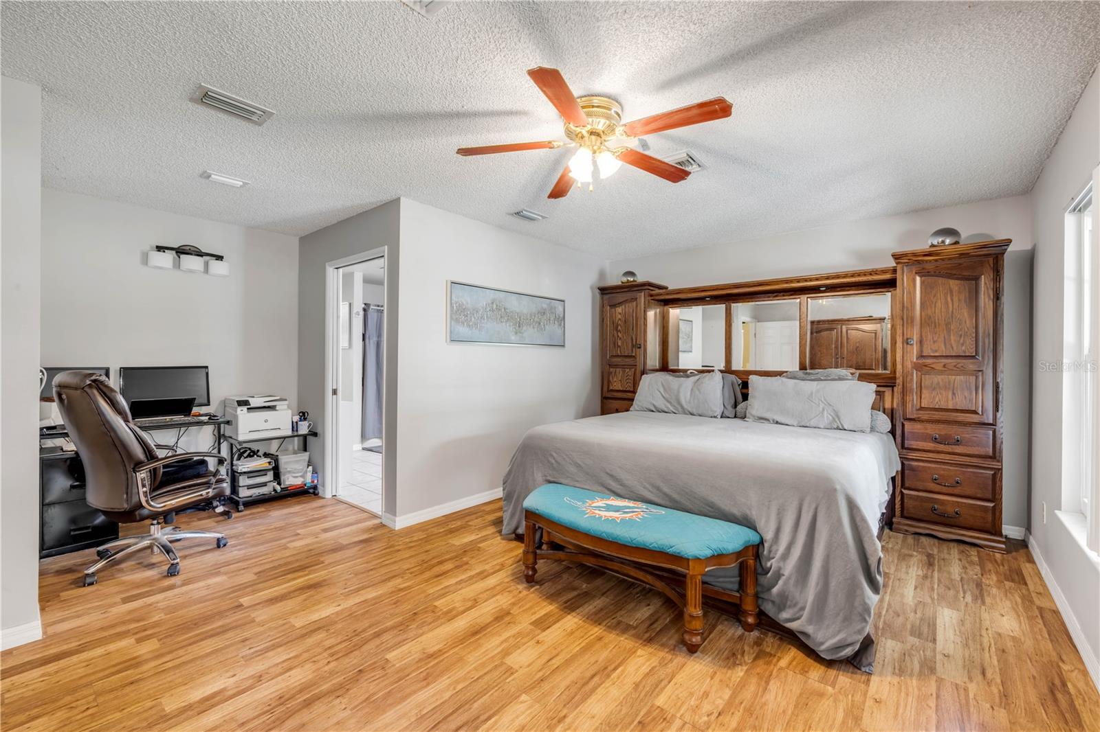 Image 37 of 92 For 3080 Ragis Road