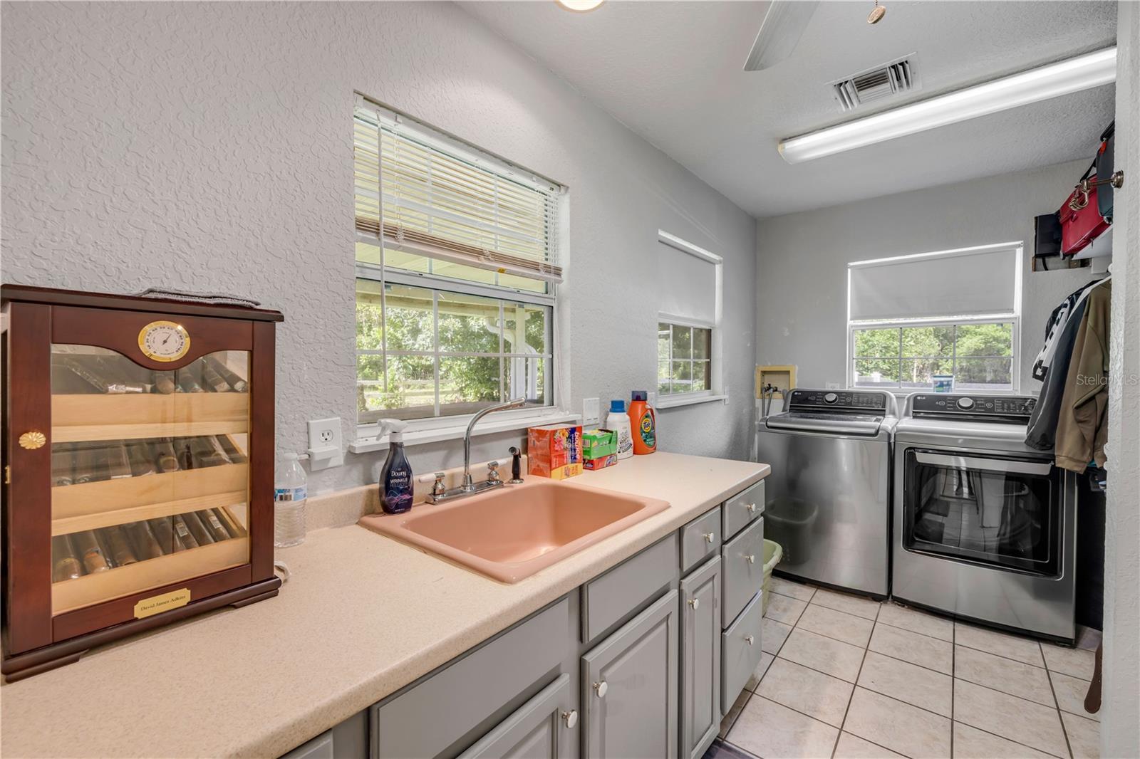 Image 43 of 92 For 3080 Ragis Road