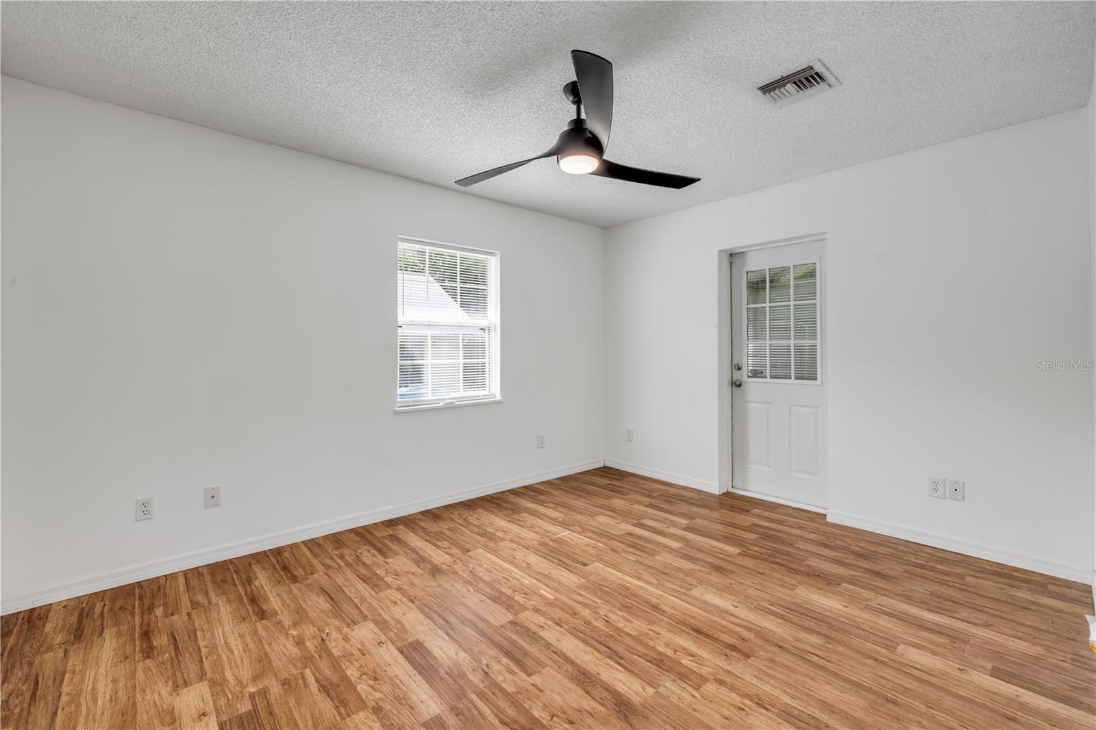 Image 46 of 92 For 3080 Ragis Road