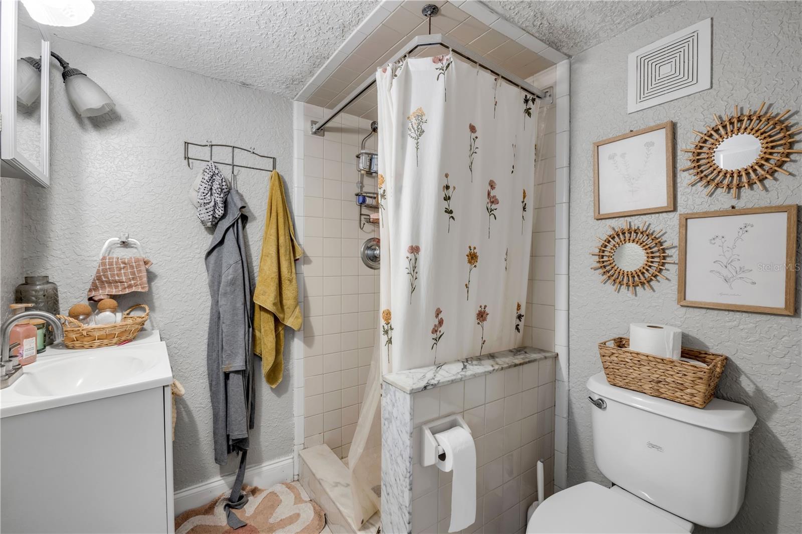 Image 68 of 92 For 3080 Ragis Road