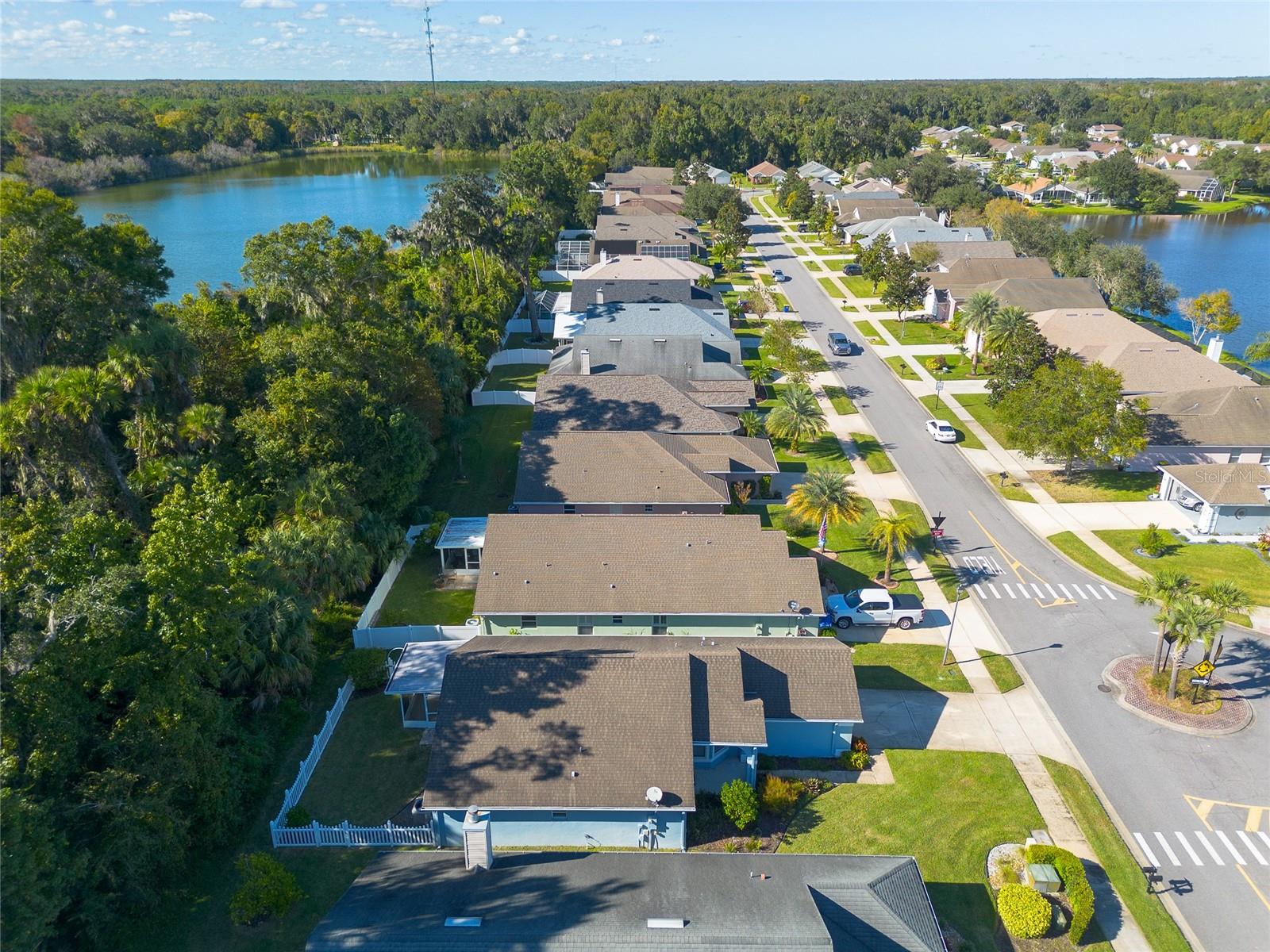 Image 37 of 44 For 704 Coral Trace Boulevard