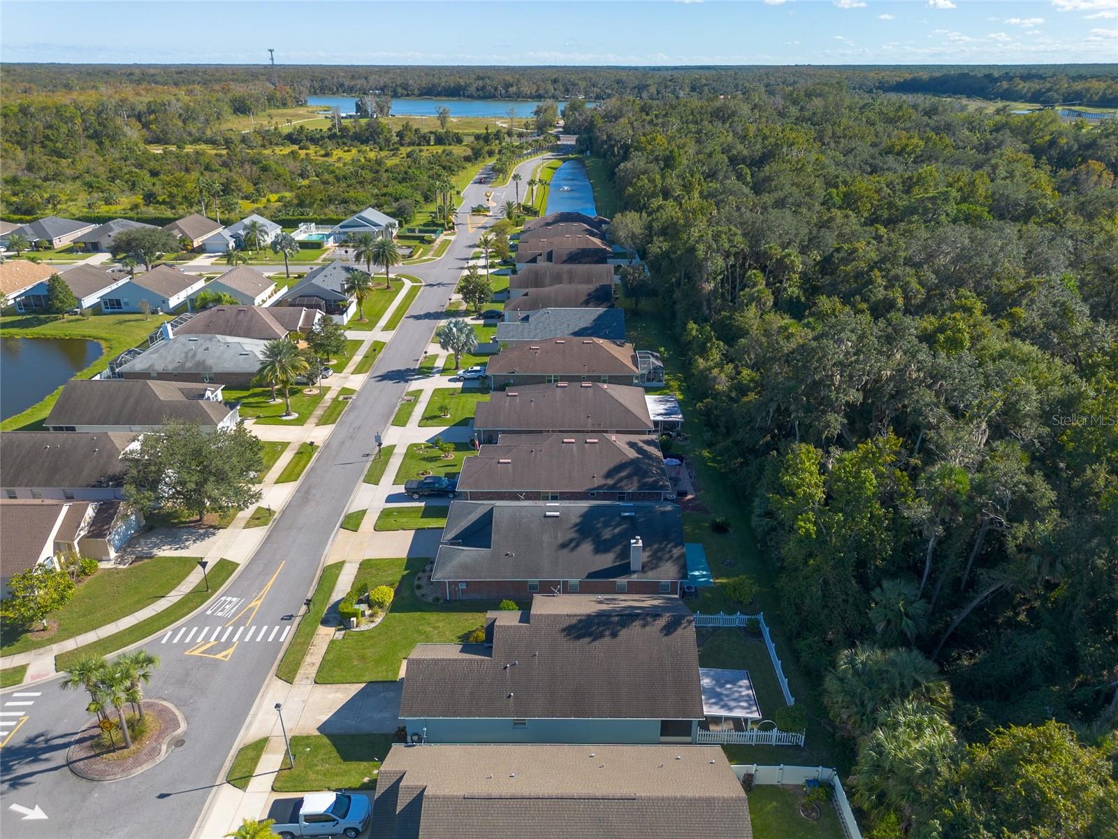 Image 41 of 44 For 704 Coral Trace Boulevard