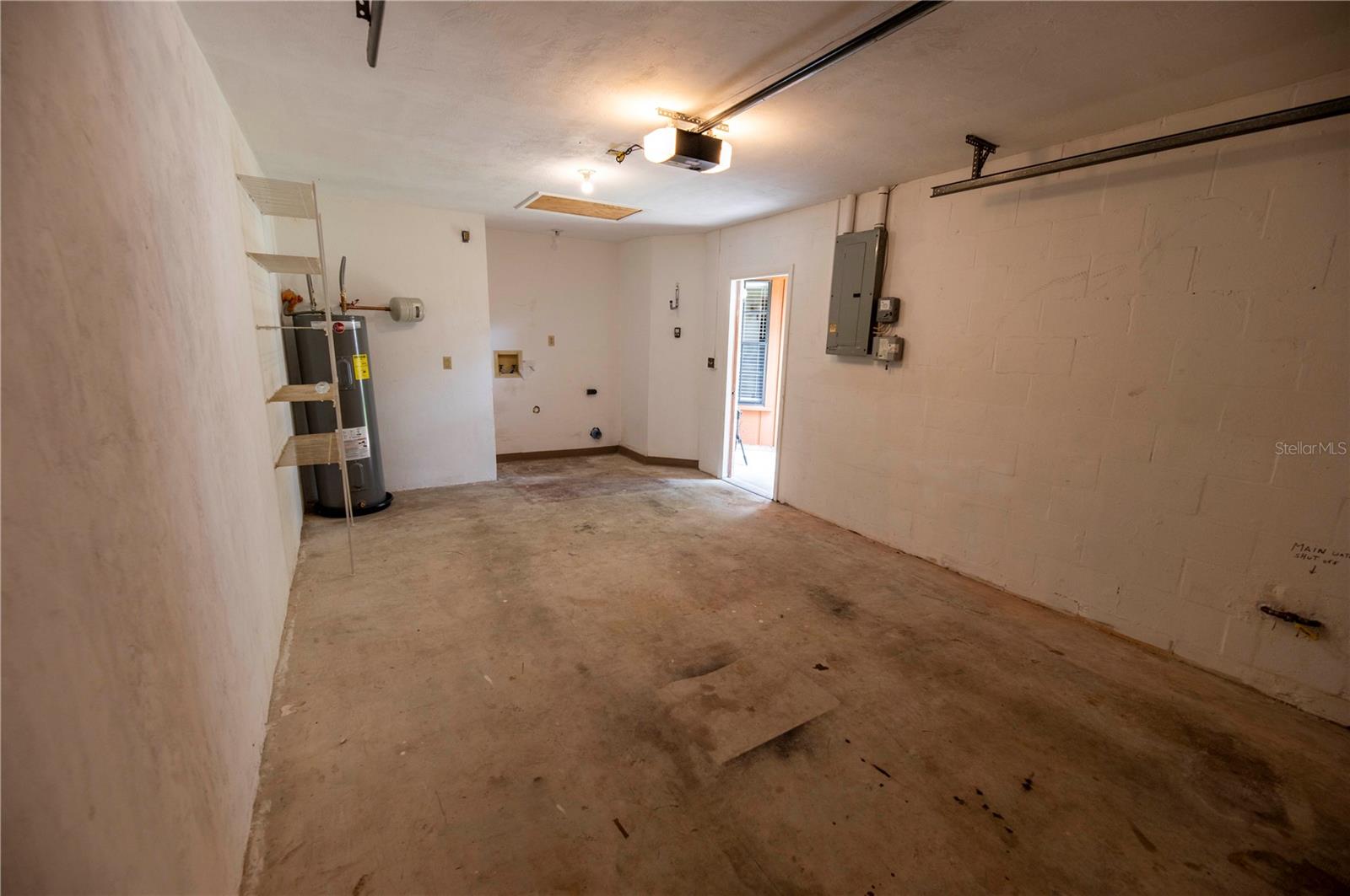 Image 12 of 14 For 853 Stonybrook Circle