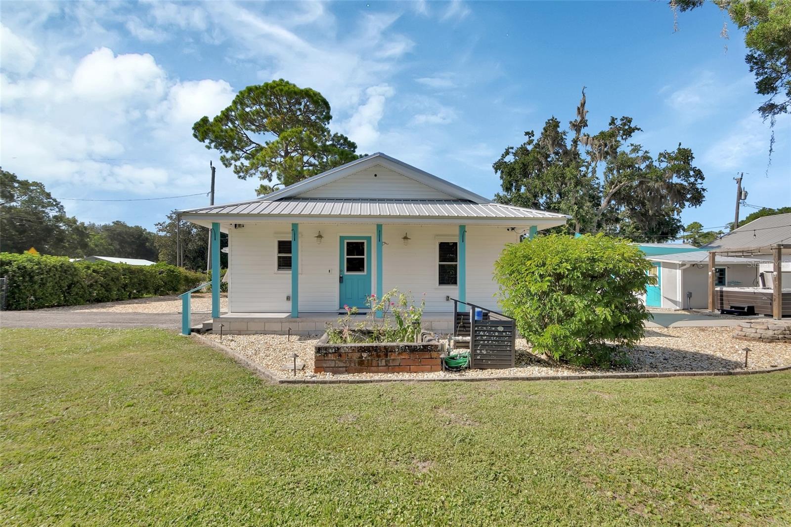 Details for 1926 Pioneer Trail, NEW SMYRNA BEACH, FL 32168