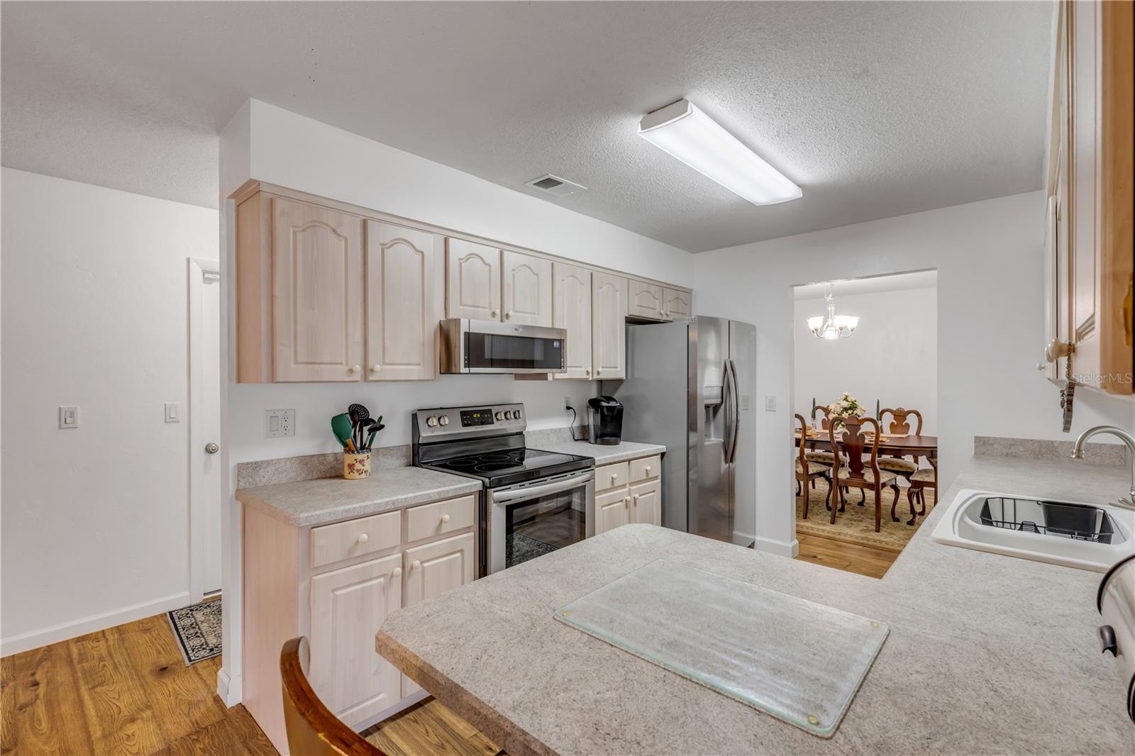 Image 6 of 12 For 62 Mayfield Circle