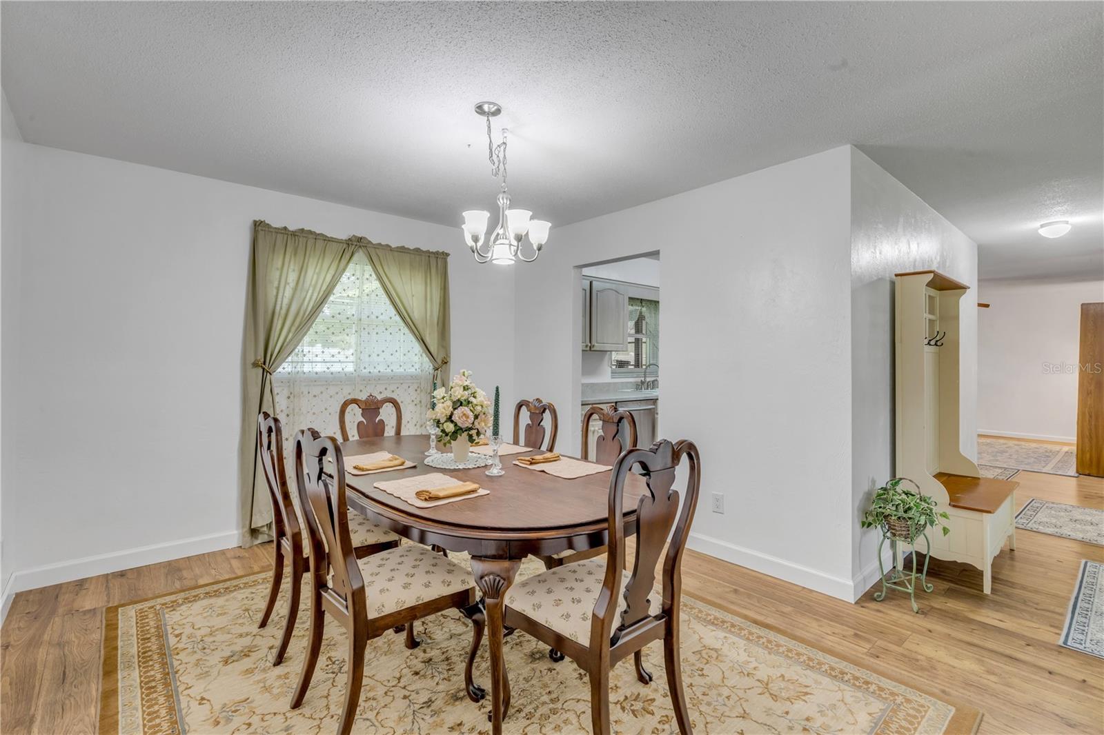 Image 8 of 12 For 62 Mayfield Circle