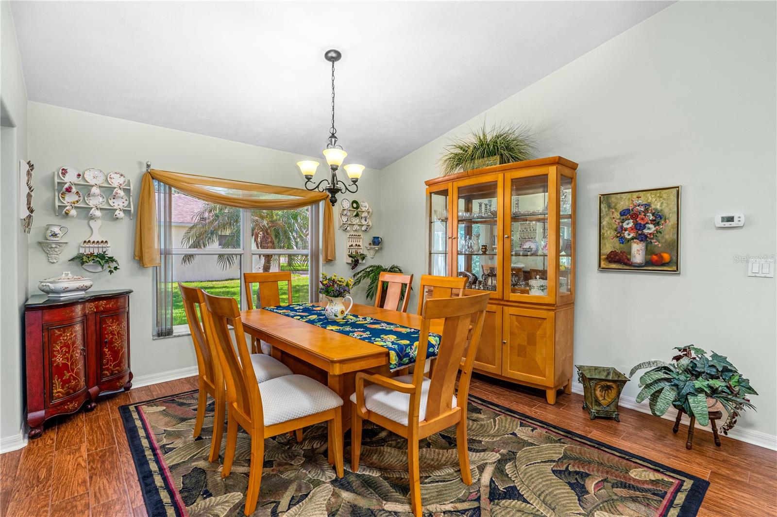 Image 14 of 46 For 993 Appleview Way