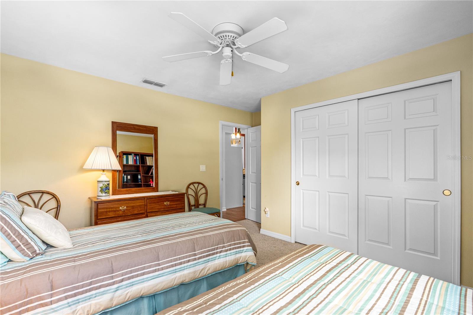 Image 24 of 46 For 993 Appleview Way