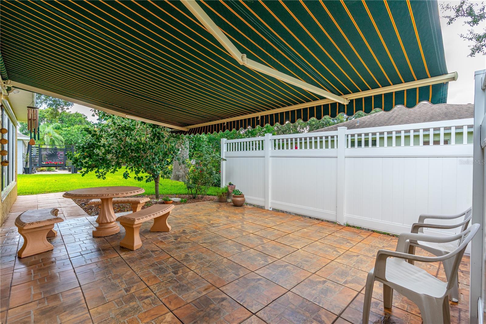 Image 35 of 46 For 993 Appleview Way