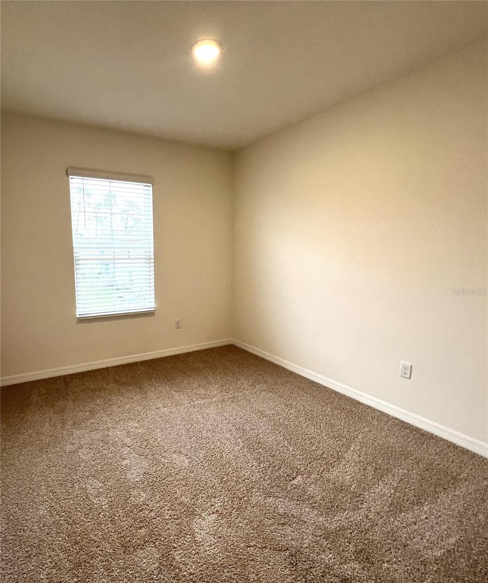 Image 12 of 26 For 44 Bella Lago Circle