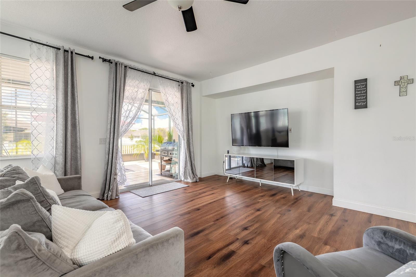 Image 16 of 48 For 3532 Harlequin Drive